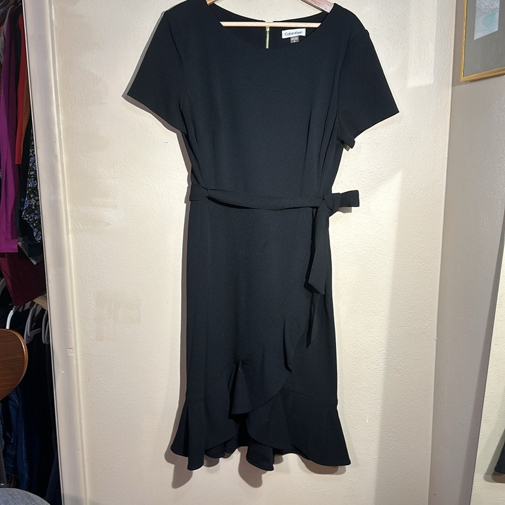 Calvin Klein little black dress sz 12 tie waste zippered back faux wrap, tiered